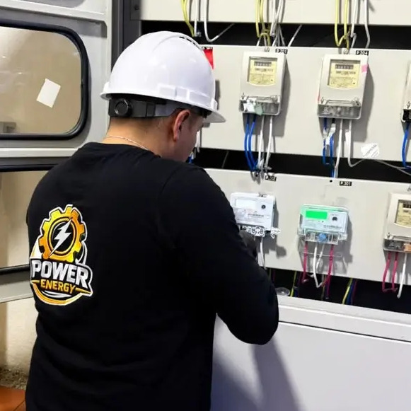 Electricistas especializados Electricistas especializados